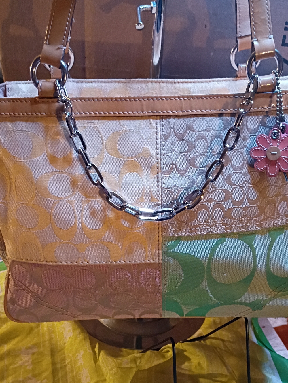 Accessory - Picture 5 of 7